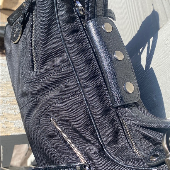 TOD’s Mickey Medium Black Nylon Shoulder Bag Genuine Leather Trim Made In Italy - Picture 3 of 11